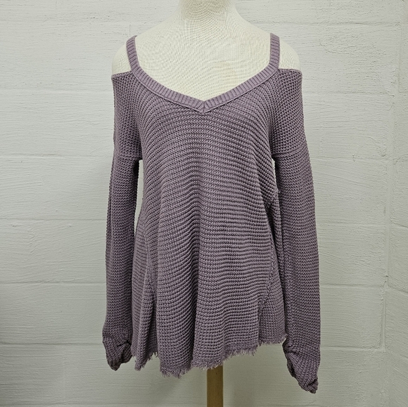 Free People Moonshine Waffle Knit Cold Shoulder Sweater in Lavender Size Medium - Picture 7 of 14